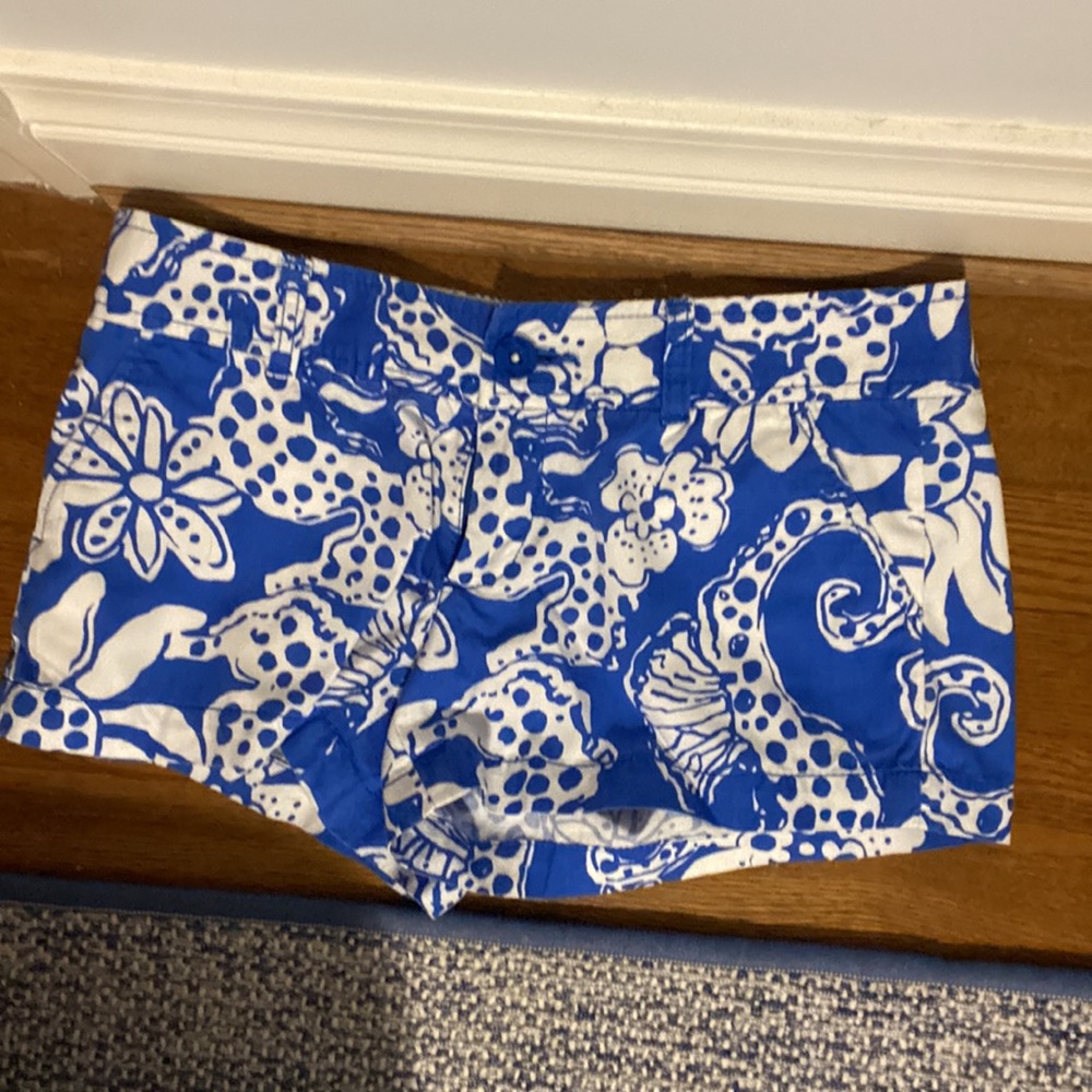 Blue and White Lilly Pulitzer ‘The Walsh Short’ size 4